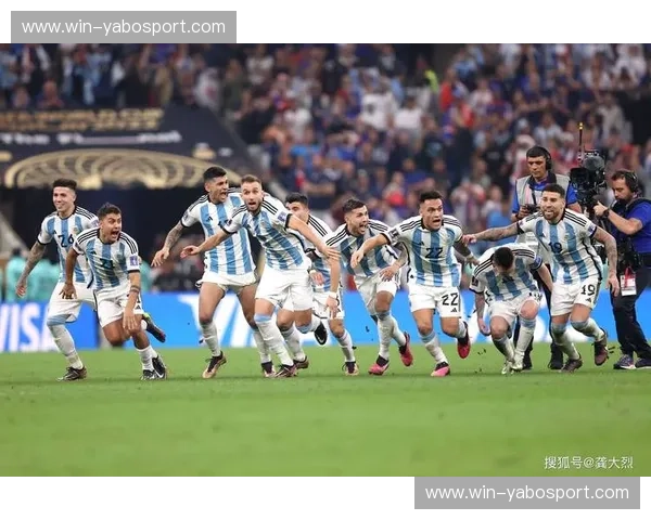 绿茵豪门的荣耀与黑马的逆袭：庞普雷塔与帕梅拉斯的足球史诗